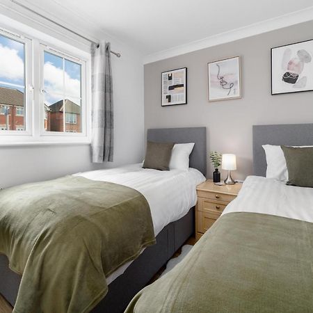 Charming 2Br Ground Floor Flat In Sholing, 11 Mins From City Centre - Recently Set Up With Love Southampton Eksteriør bilde